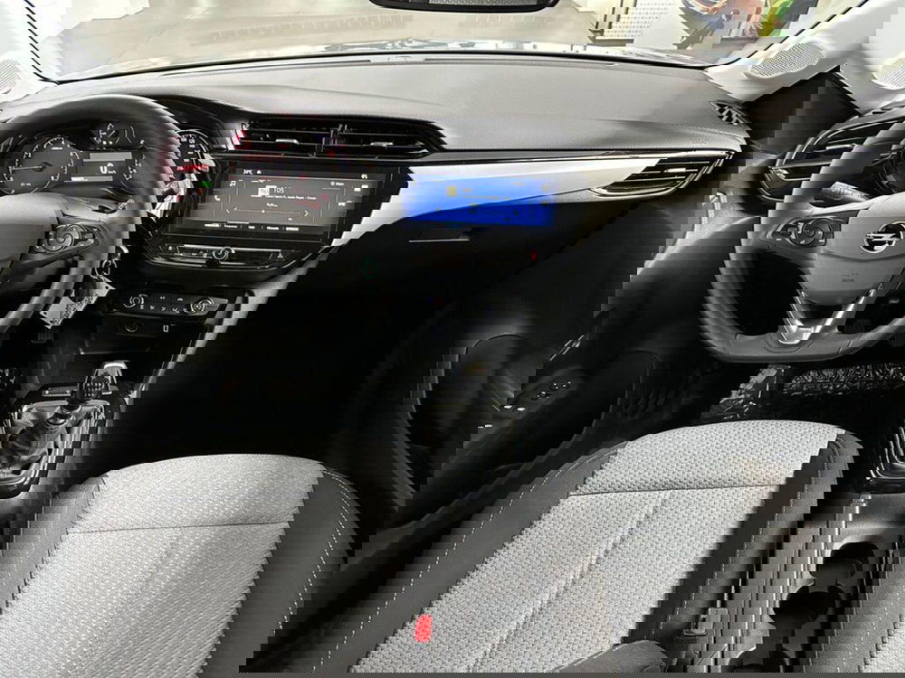 Opel Corsa nuova a Sondrio (12)