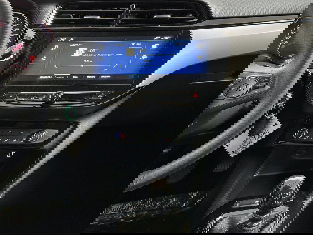 Opel Corsa nuova a Sondrio (14)