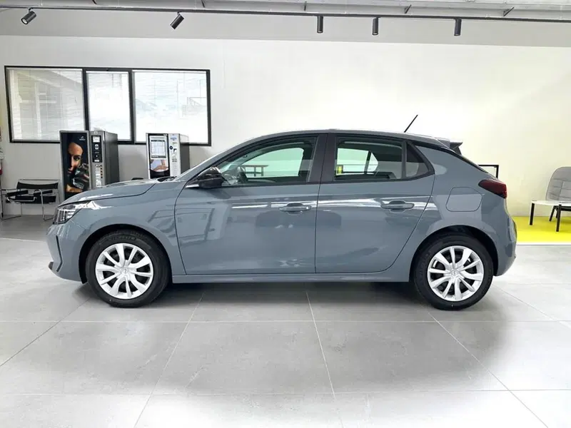 Opel Corsa nuova a Sondrio (2)