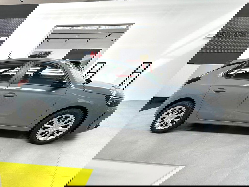 Opel Corsa nuova a Sondrio (6)