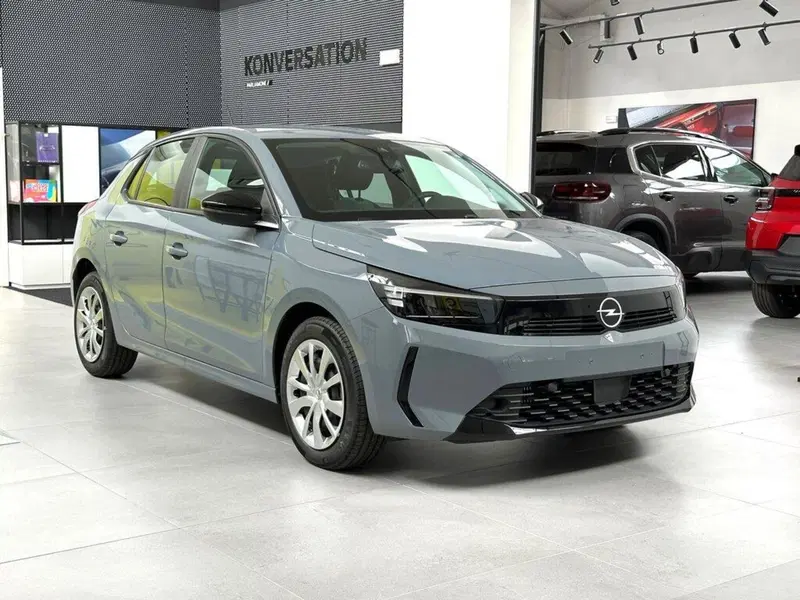 Opel Corsa nuova a Sondrio (7)