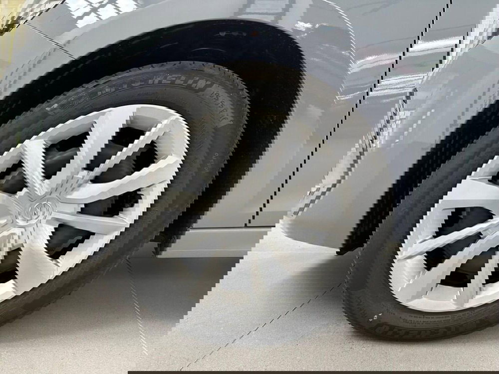 Opel Corsa nuova a Sondrio (9)