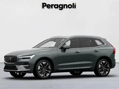 Volvo XC60 T6 Recharge AWD Plug-in Hybrid automatico Plus Bright nuova a Firenze