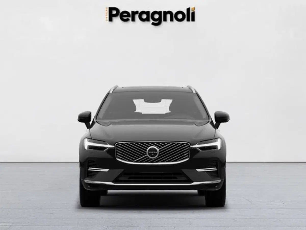 Volvo XC60 nuova a Firenze (2)