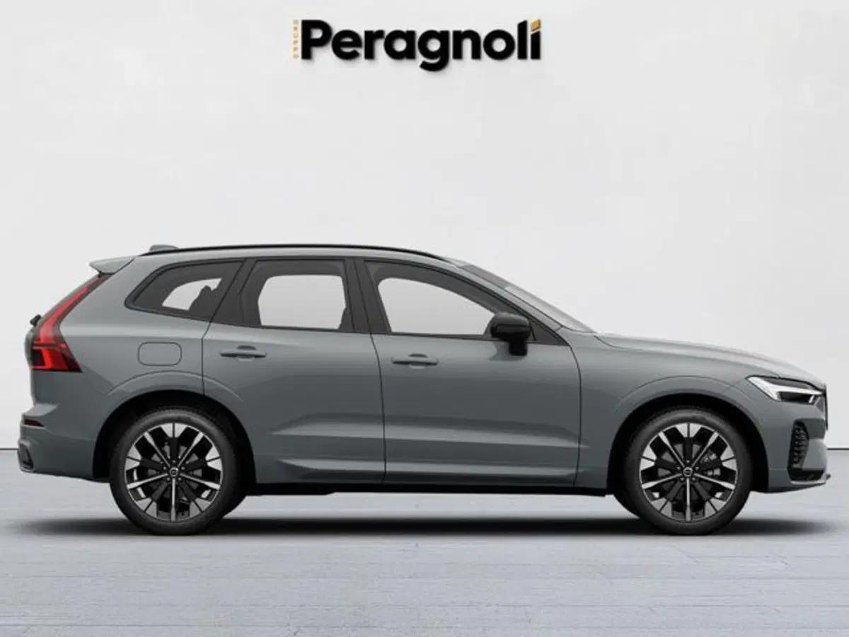 Volvo XC60 nuova a Firenze (4)