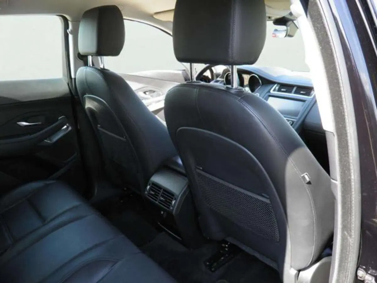Jaguar E-Pace usata a Firenze (18)