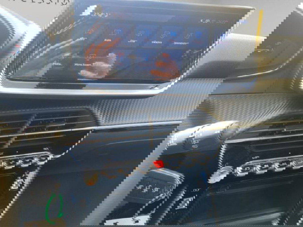 Peugeot 2008 nuova a Perugia (15)