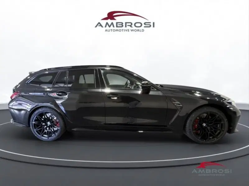 BMW Serie 3 Touring nuova a Perugia (5)