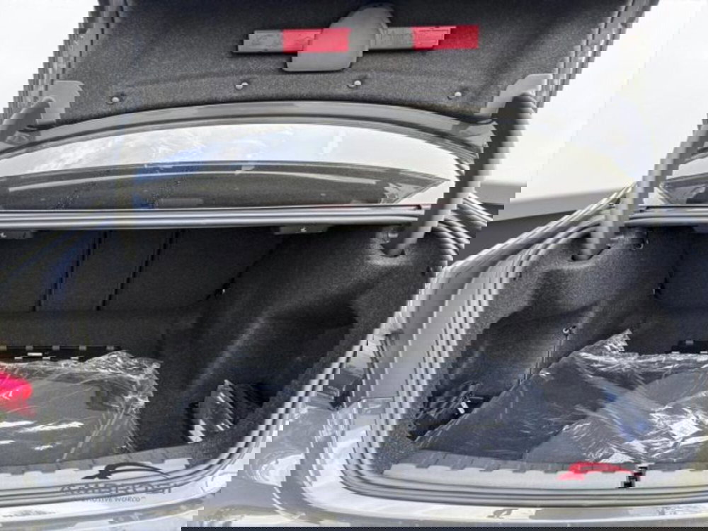 BMW Serie 3 nuova a Perugia (9)