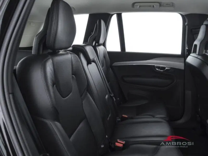 Volvo XC90 usata a Perugia (11)