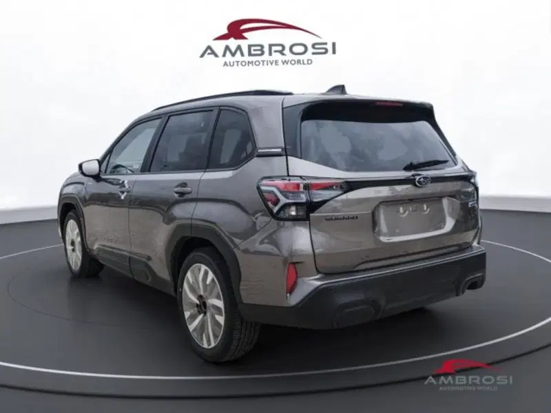 Subaru Forester nuova a Perugia (4)