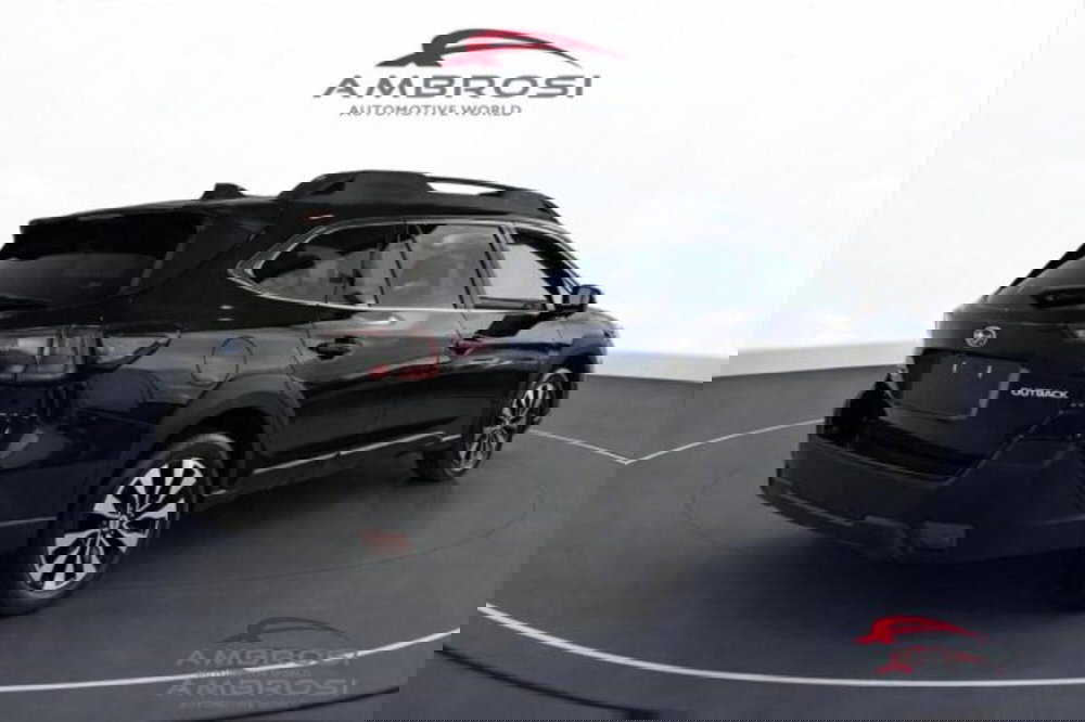 Subaru Outback nuova a Perugia (2)