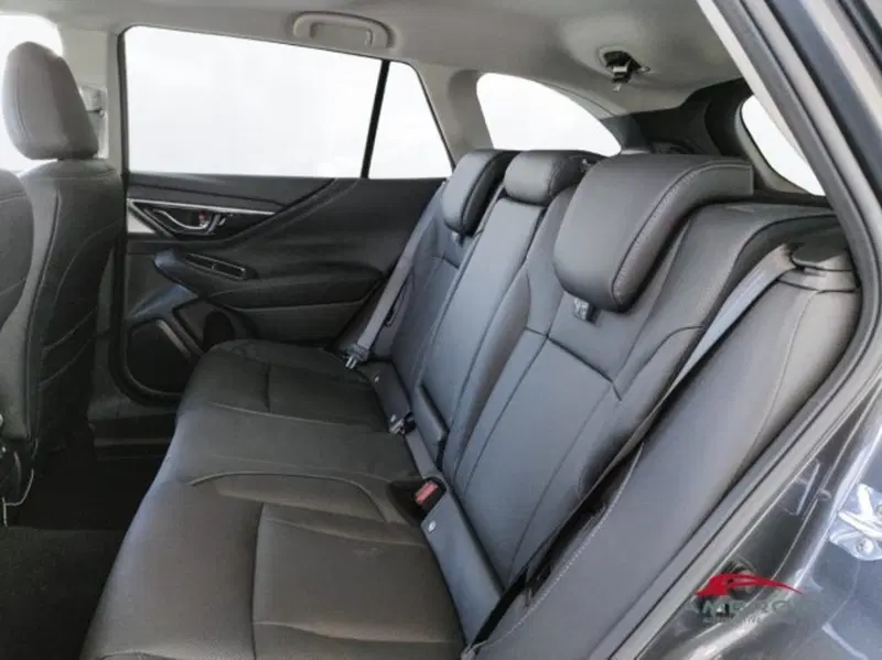 Subaru Outback nuova a Perugia (6)
