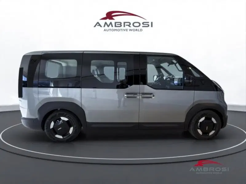 Kia PV5 nuova a Perugia (5)