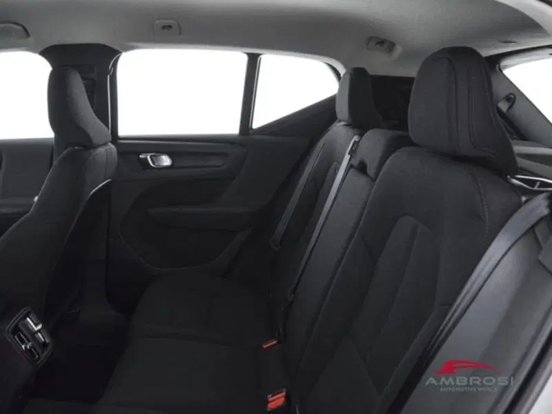 Volvo XC40 usata a Perugia (10)