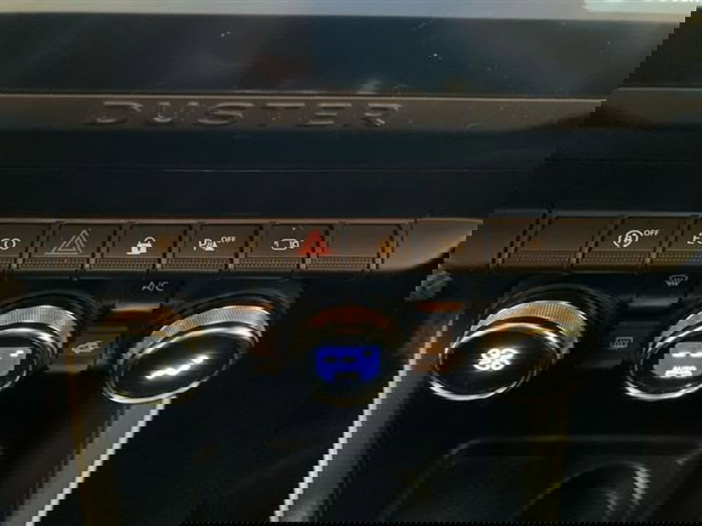 Dacia Duster usata a Como (19)