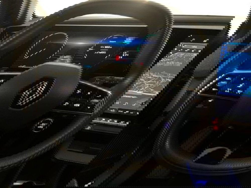 Renault Megane E-Tech Electric usata a Como (16)