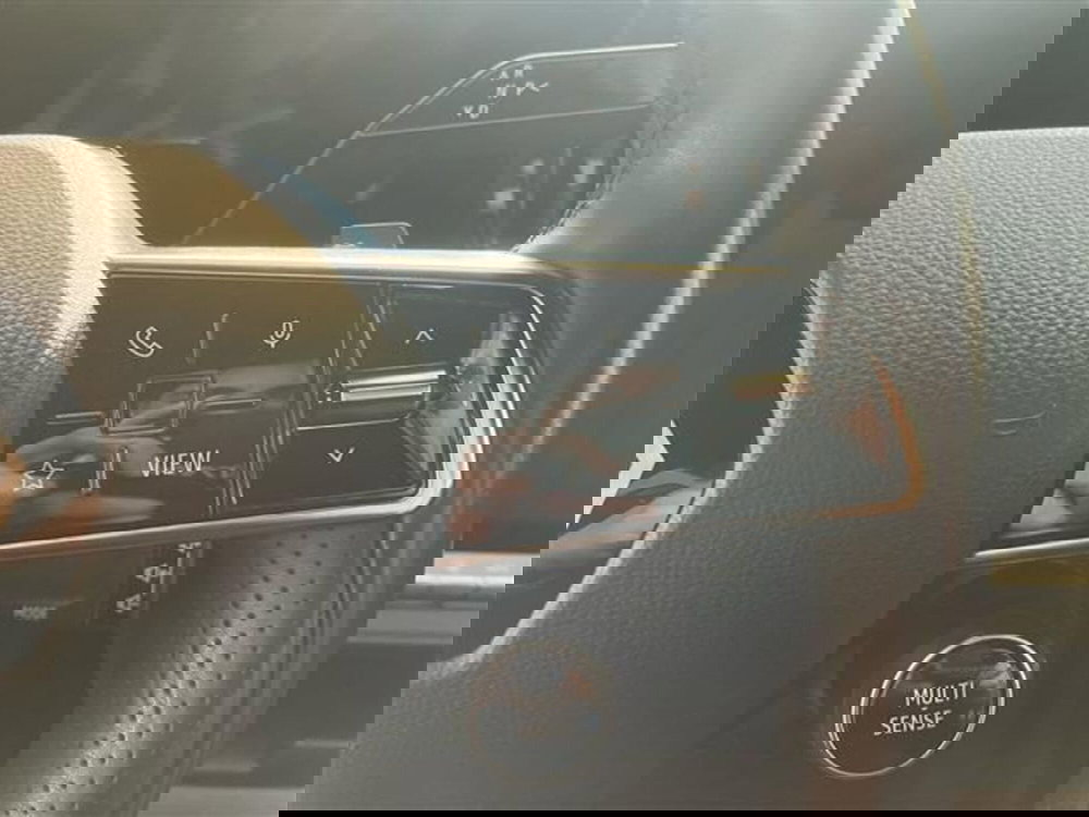 Renault Megane E-Tech Electric usata a Como (18)