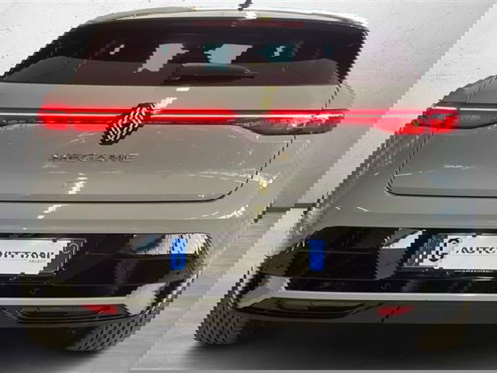 Renault Megane E-Tech Electric usata a Como (5)