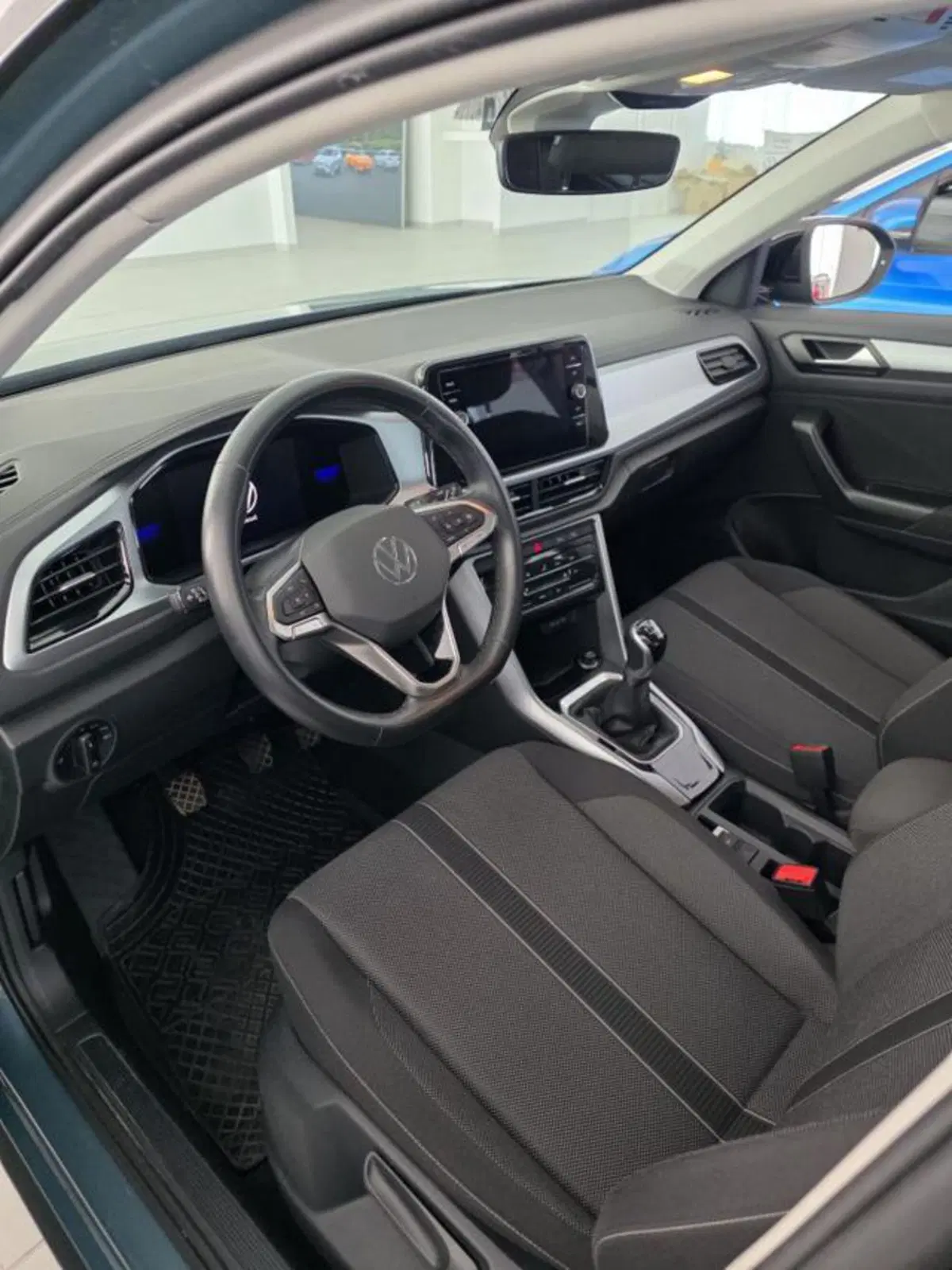 Volkswagen T-Roc usata a Napoli (5)