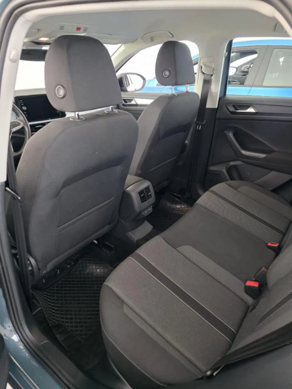 Volkswagen T-Roc usata a Napoli (6)
