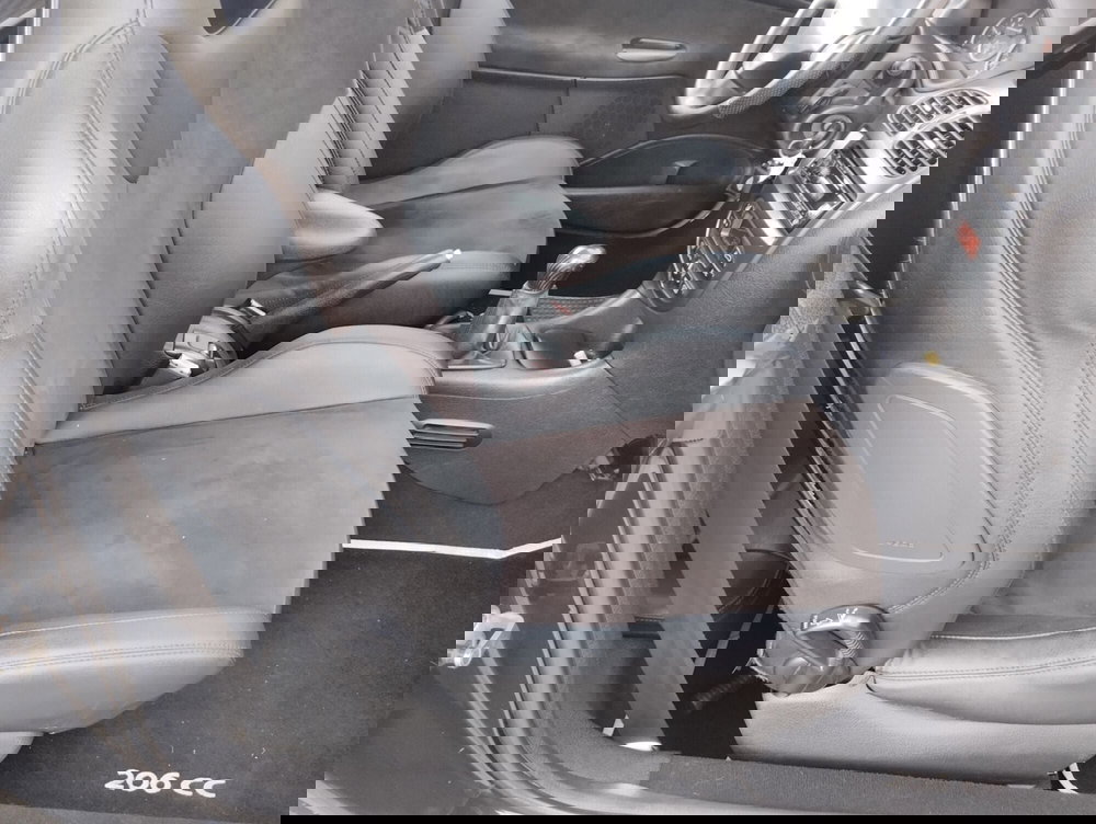 Peugeot 206 Cabrio usata a Asti (14)