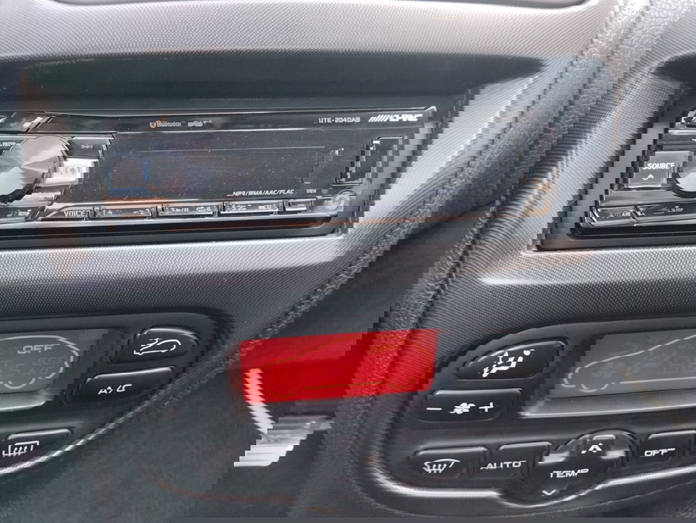 Peugeot 206 Cabrio usata a Asti (7)