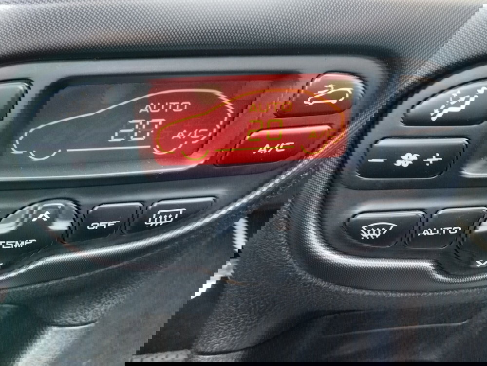 Peugeot 206 Cabrio usata a Asti (9)