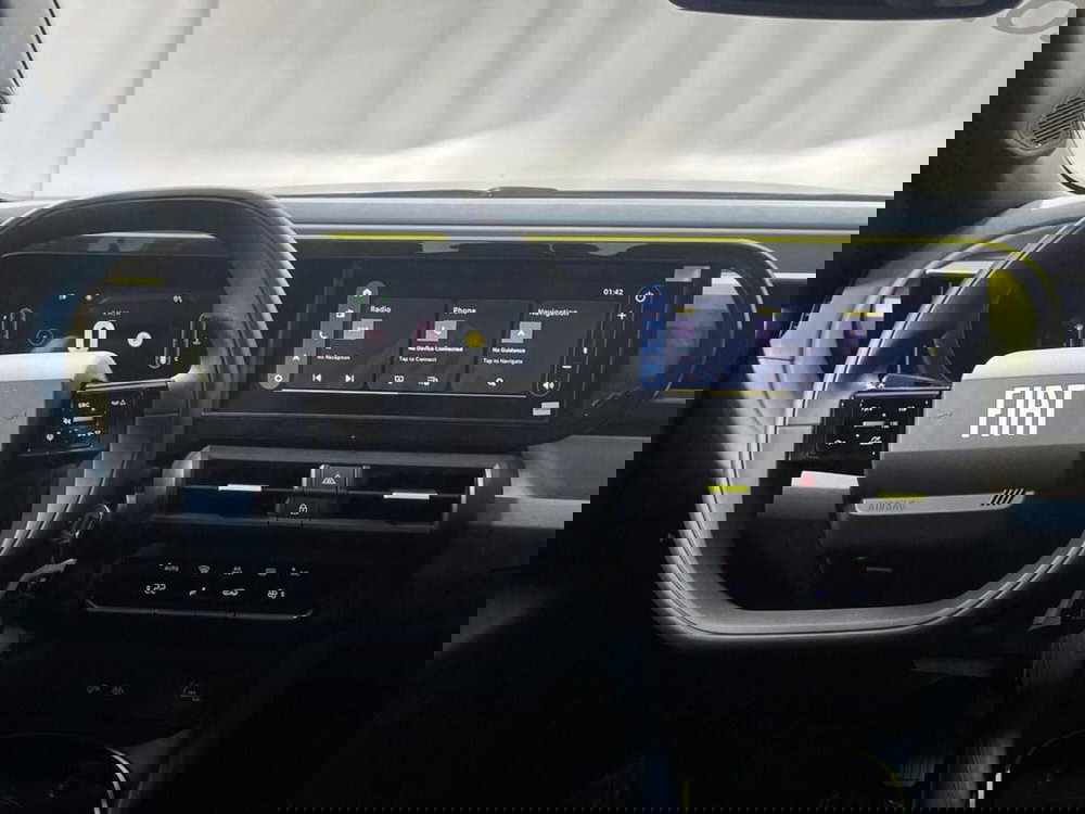 Fiat Grande Panda nuova a Sondrio (14)