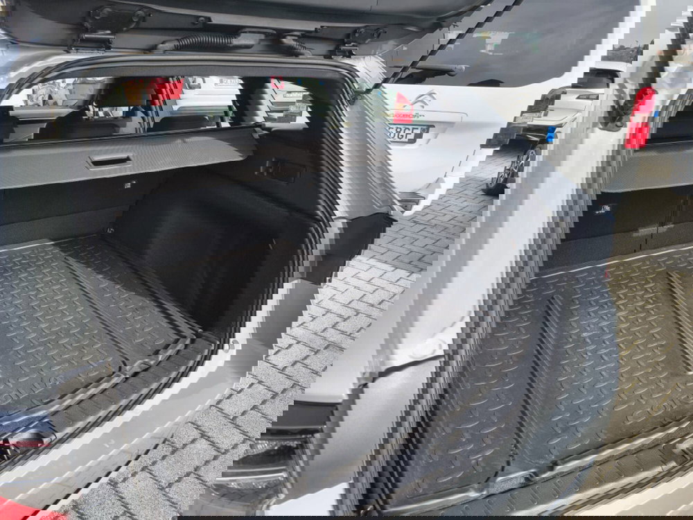 Toyota Corolla Touring Sports usata a Firenze (6)