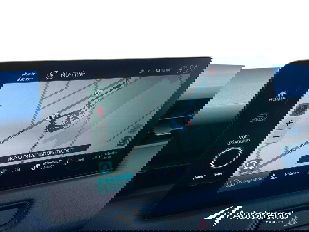 Honda HR-V usata a Bari (11)