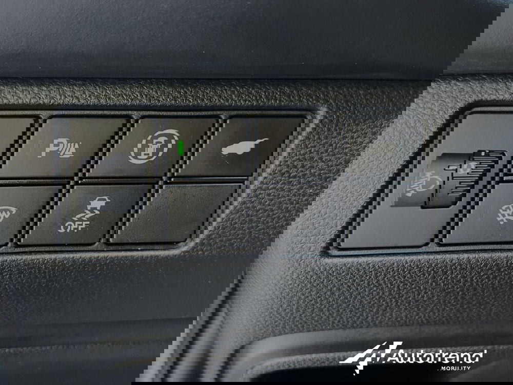 Honda HR-V usata a Bari (14)