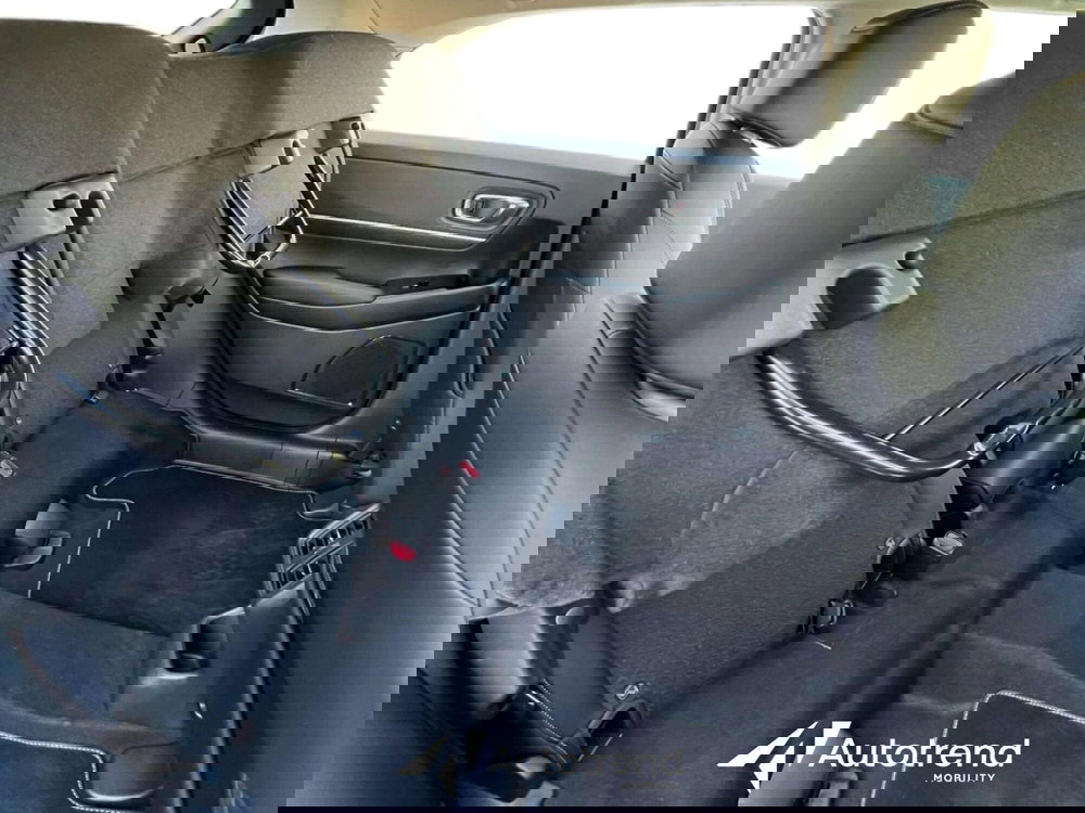 Honda HR-V usata a Bari (16)