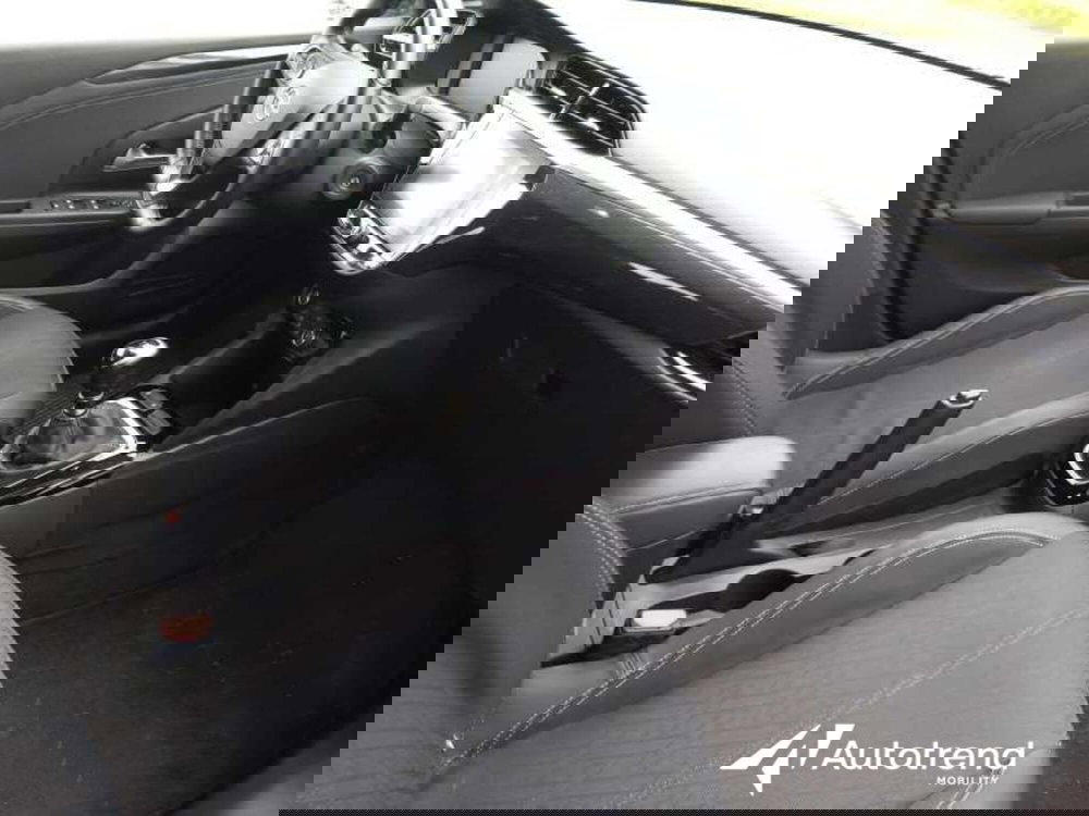 Opel Corsa usata a Bari (12)