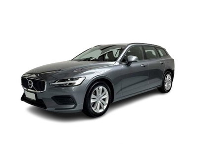 Volvo V60 B4 Geartronic Momentum Business Pro del 2021 usata a Bari
