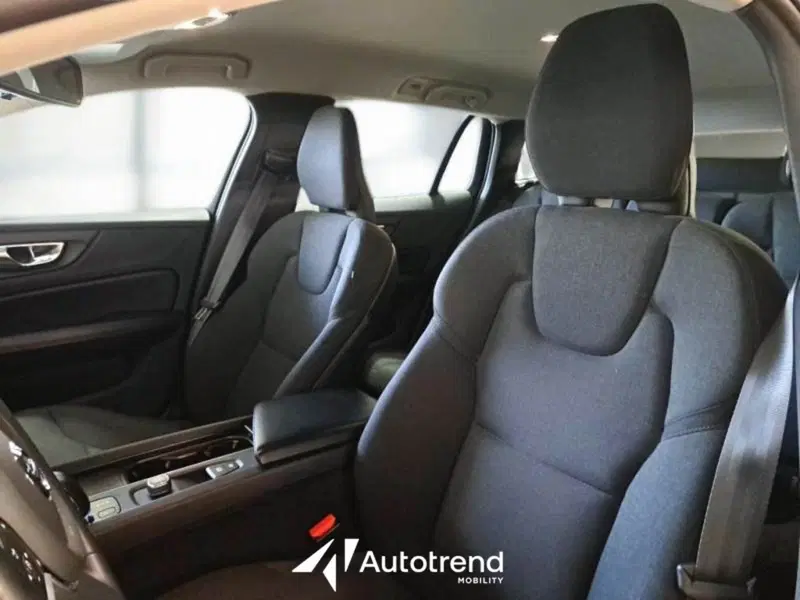 Volvo V60 usata a Bari (7)