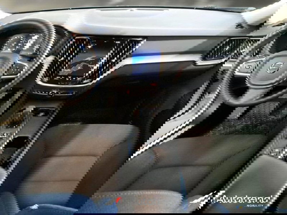 Volvo V60 usata a Bari (9)