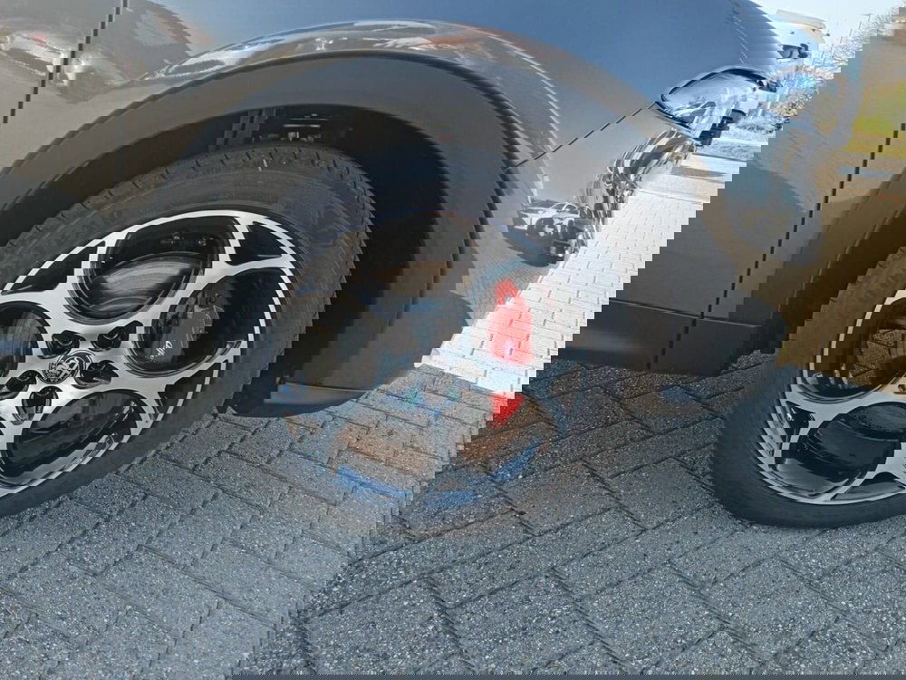 Alfa Romeo Tonale nuova a Alessandria (10)