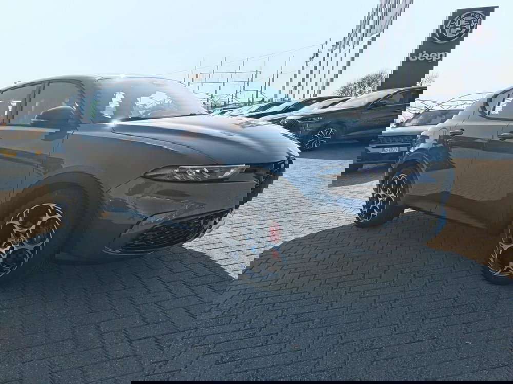 Alfa Romeo Tonale nuova a Alessandria (3)