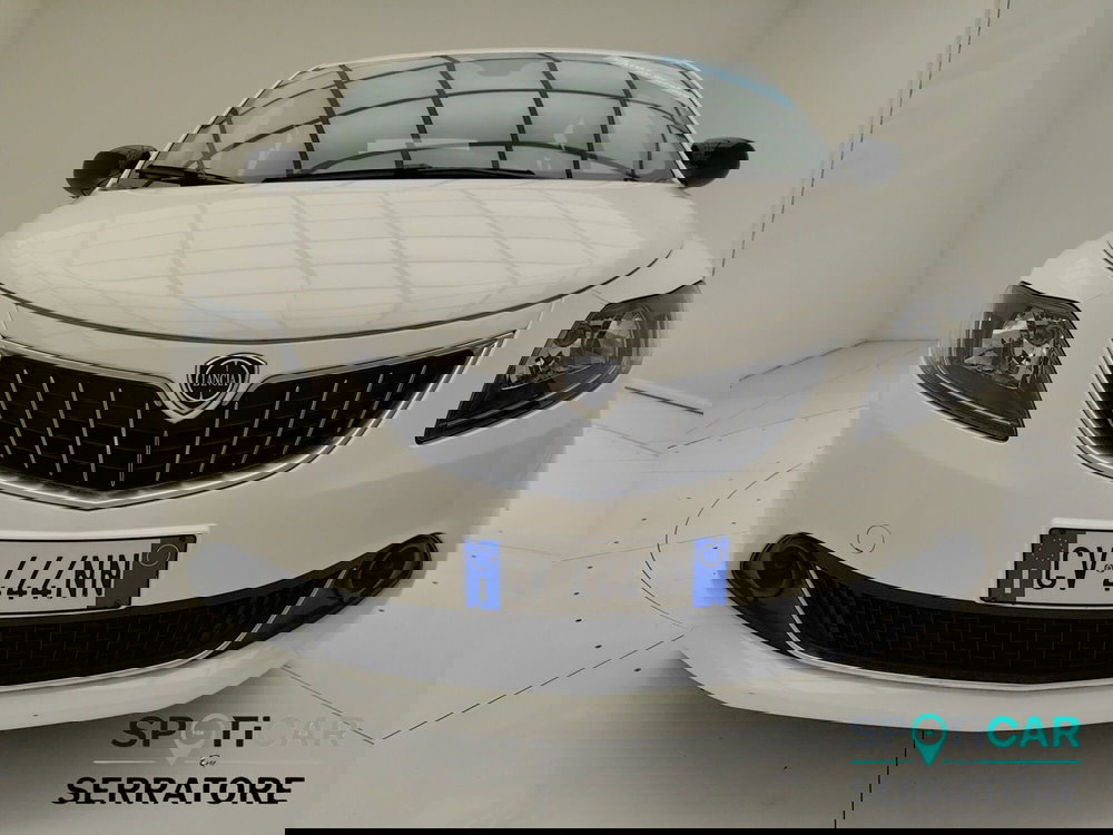 Lancia Ypsilon usata a Como (2)