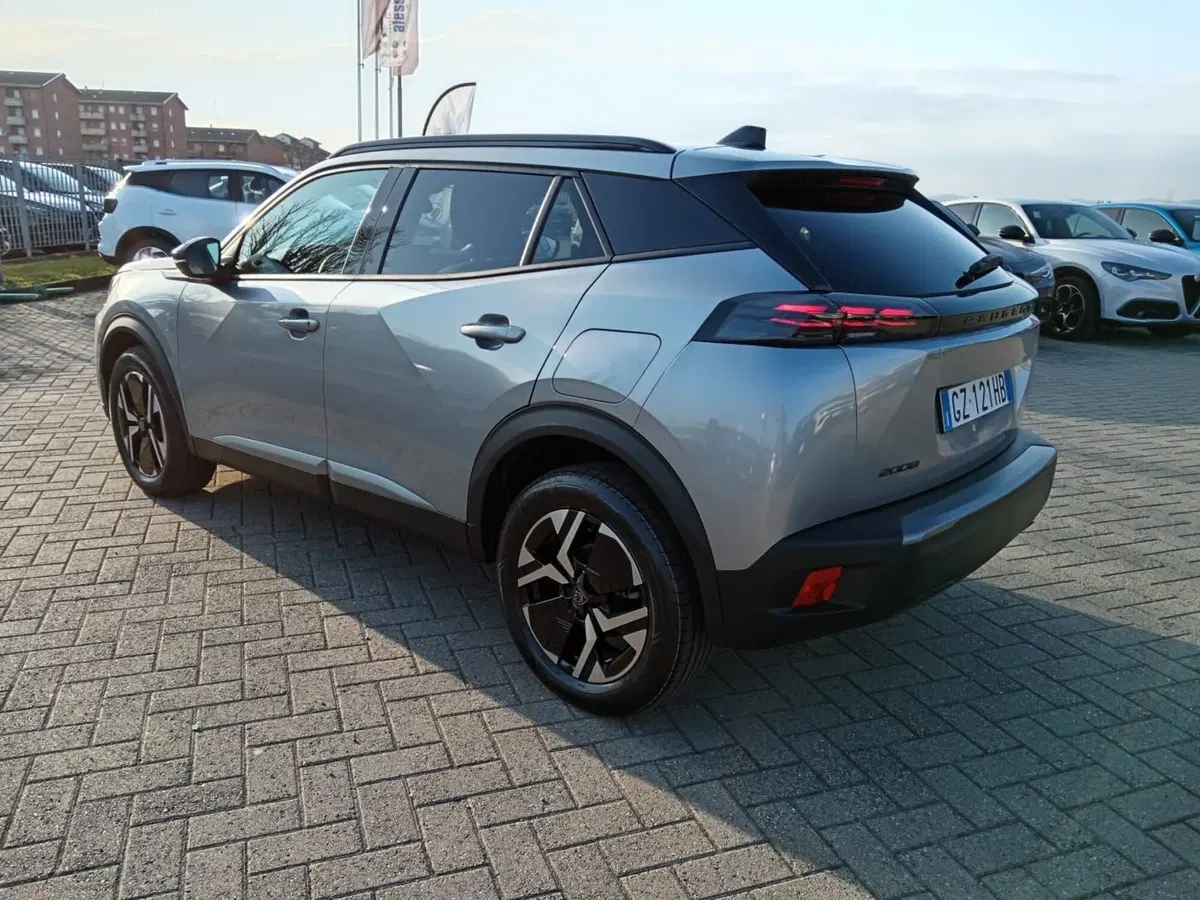 Peugeot 2008 usata a Alessandria (9)
