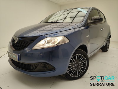 Lancia Ypsilon 1.0 FireFly 5 porte S&amp;S Hybrid Gold Plus del 2024 usata a Erba