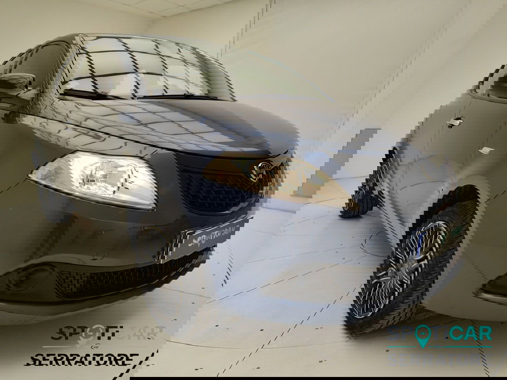 Lancia Ypsilon usata a Como (3)