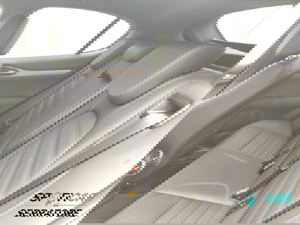 Alfa Romeo Stelvio usata a Como (13)