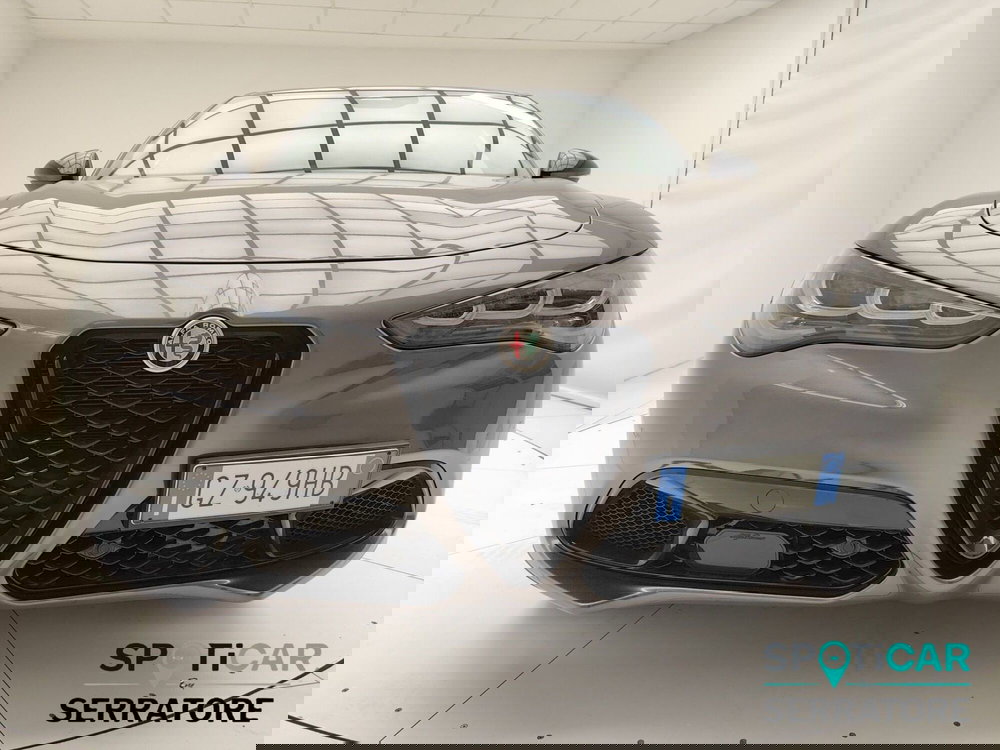 Alfa Romeo Stelvio usata a Como (2)