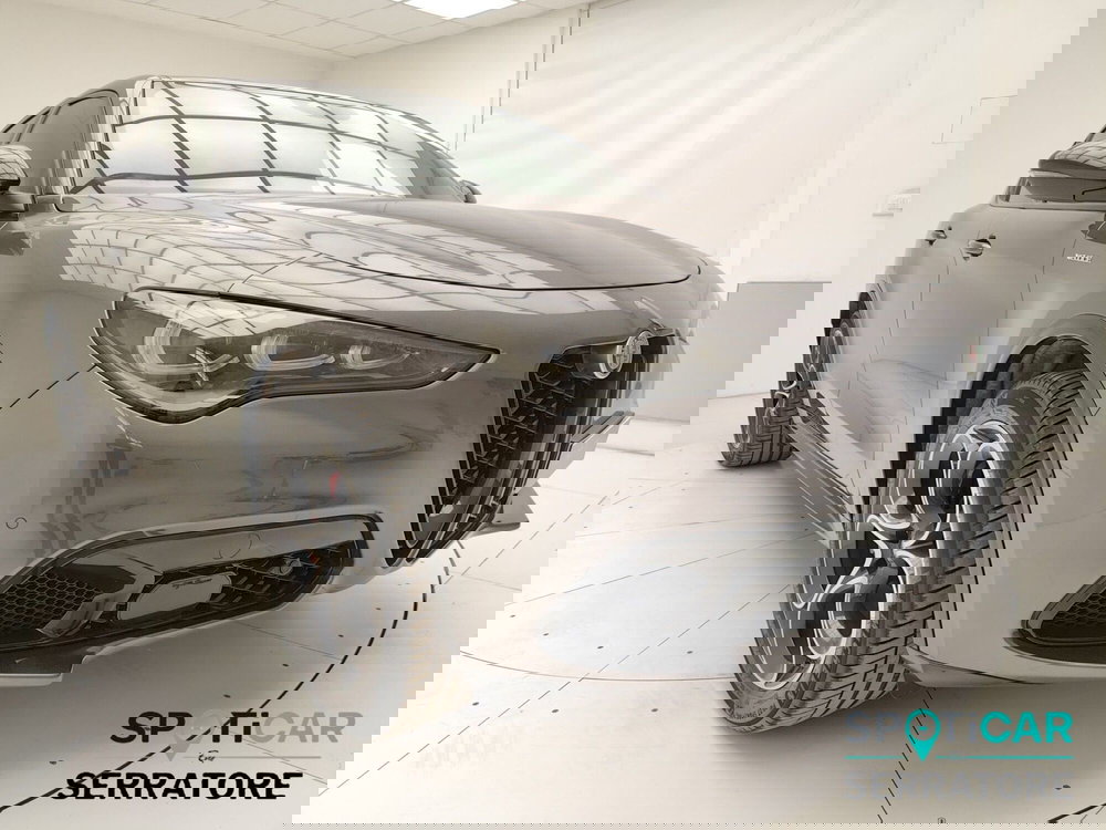 Alfa Romeo Stelvio usata a Como (3)