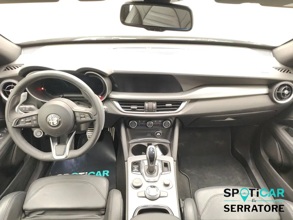 Alfa Romeo Stelvio usata a Como (7)