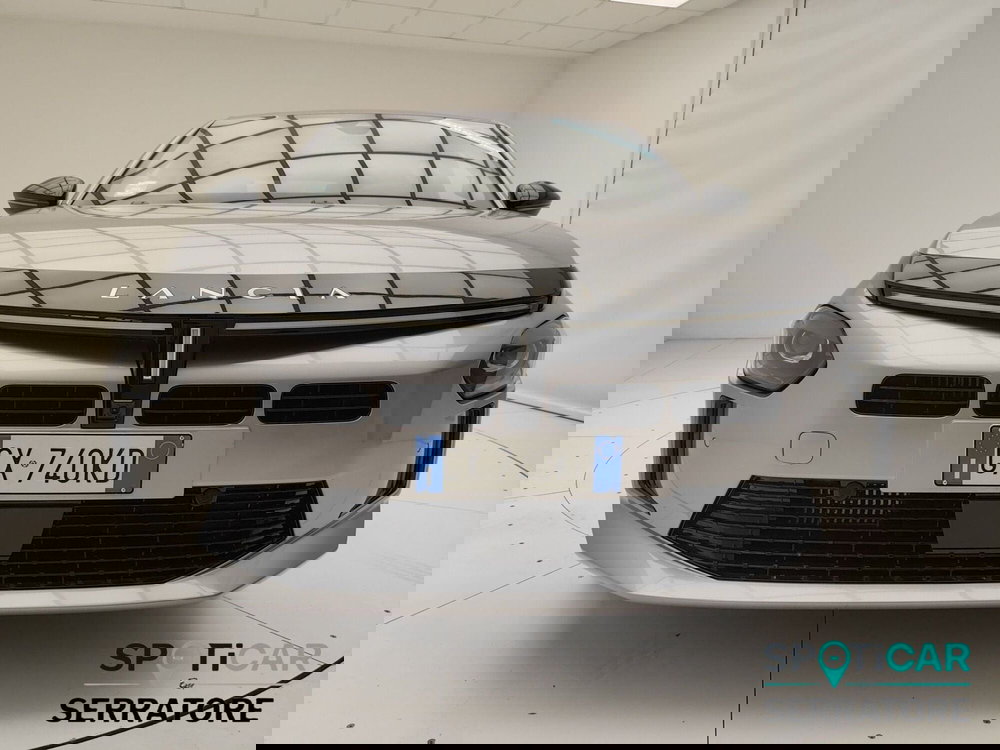 Lancia Ypsilon usata a Como (2)