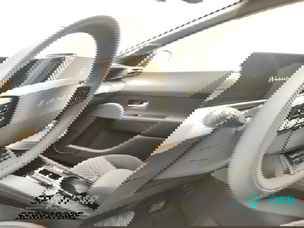 Lancia Ypsilon usata a Como (9)