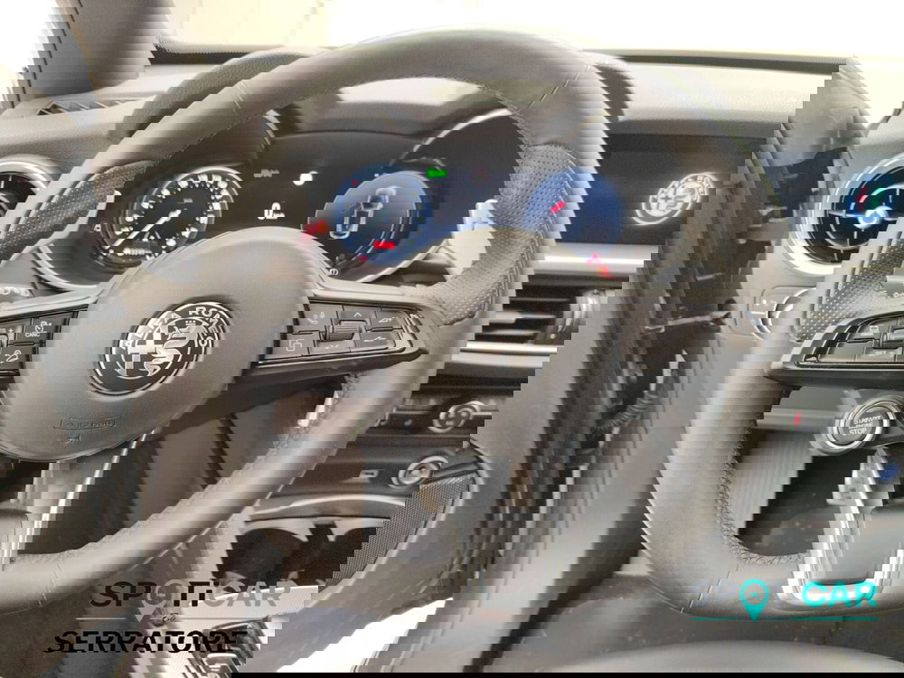 Alfa Romeo Stelvio usata a Como (18)